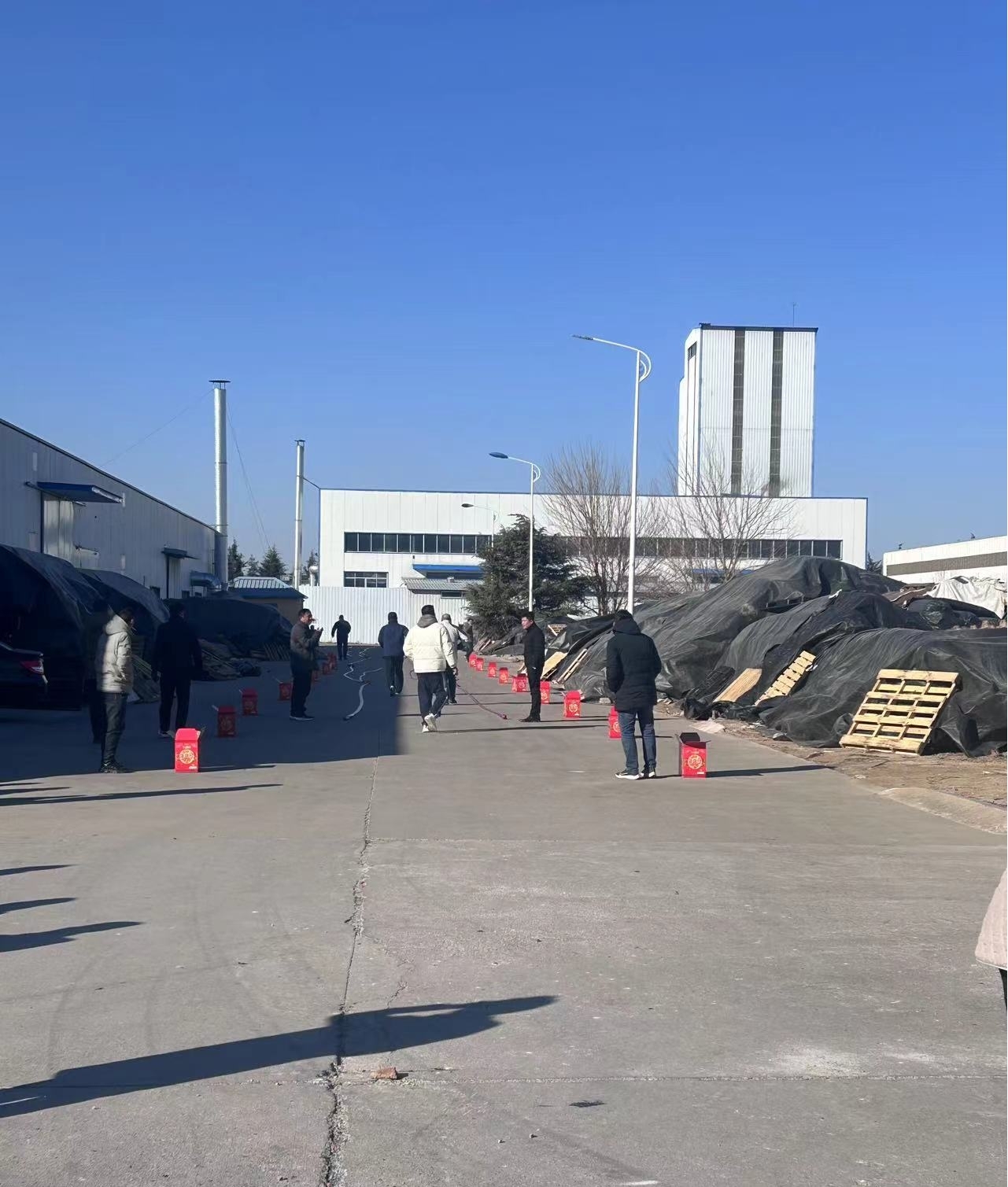 复工复产举行时、跑出新春 “加速率”_鼎盛国际_HDPE土工膜_喷糙土工膜_复合土工膜